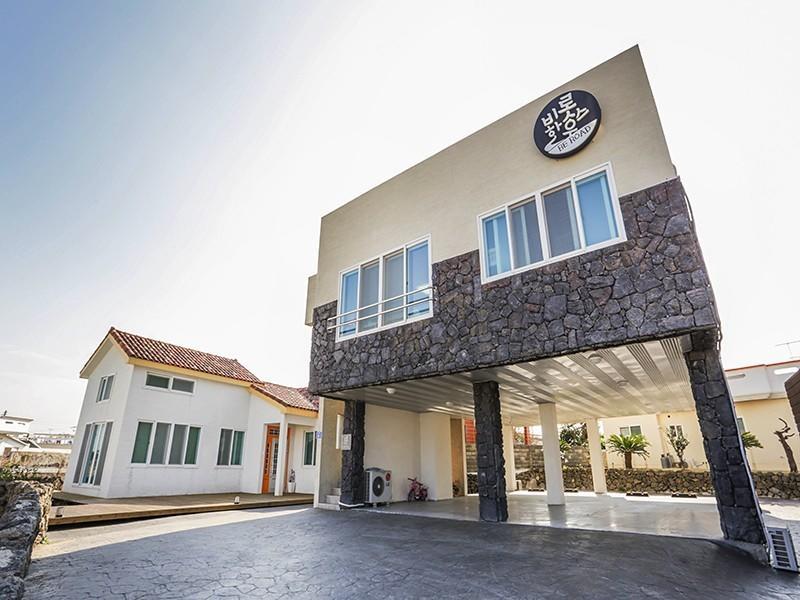 Be Road House Hotel เมืองเชจู ภายนอก รูปภาพ